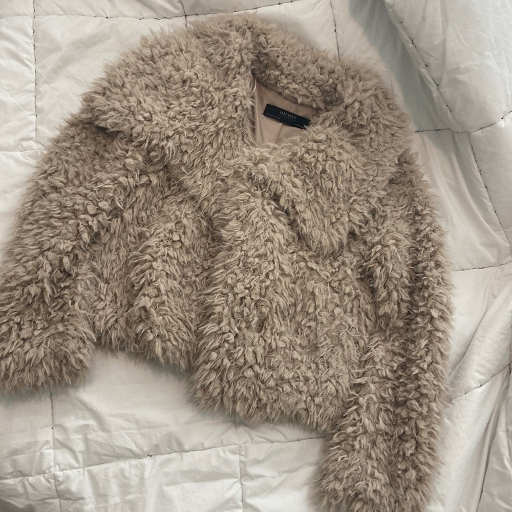 COPY - Faux Fur Zara Outerwear Jacket